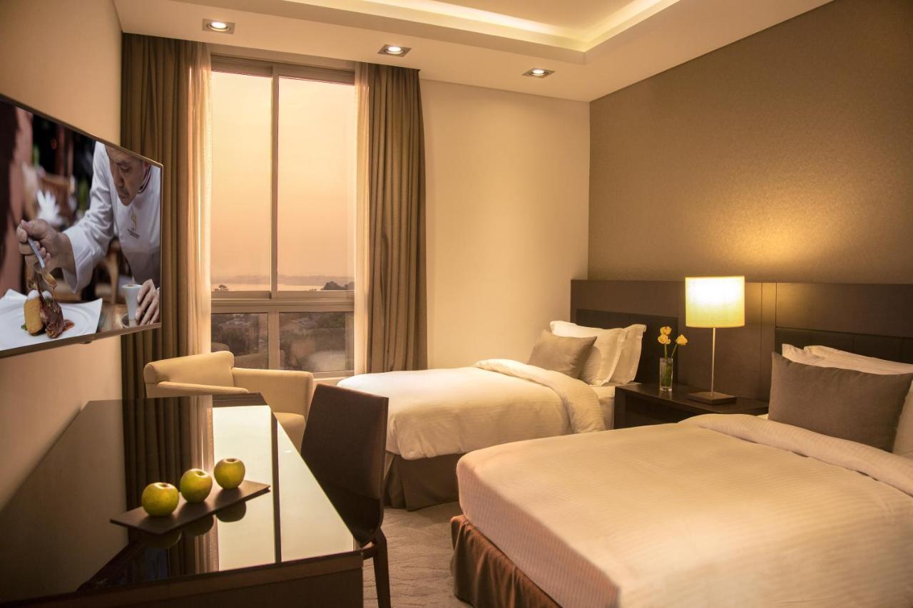 Kin Plaza Arjaan By Rotana Hotel Kinshasa Kültér fotó